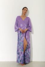 Photo Long lilac satin wrap robe